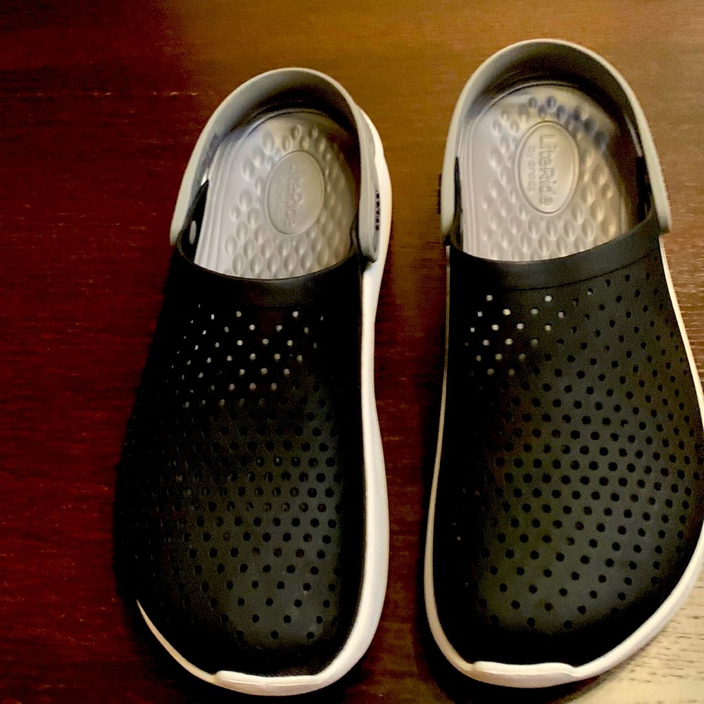 Black/Grey Crocs